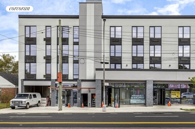Building Photo - 83-15 Parsons Blvd