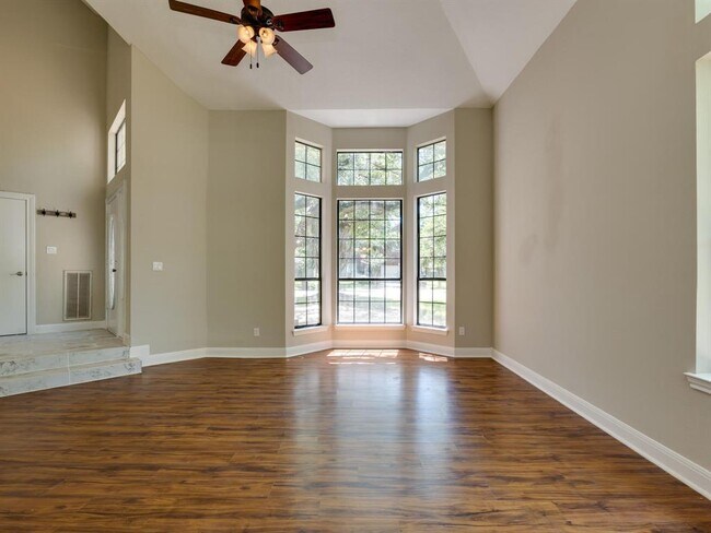 Building Photo - 3944 Kristencreek Ln