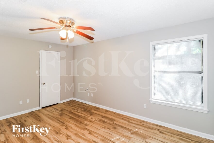 Building Photo - 4420 W Hunters Glen St