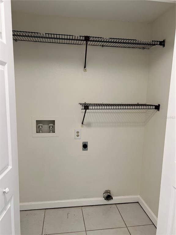 Building Photo - 16039 Grass Lake Dr