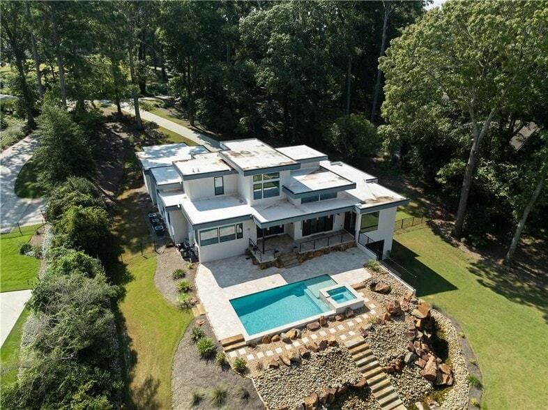 Building Photo - 3258 S Bay Dr