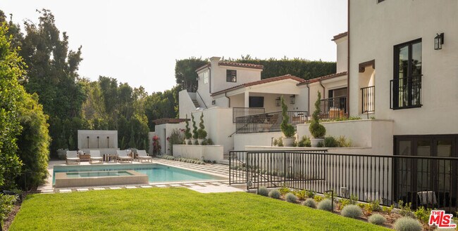 Building Photo - 1121 Tower Rd