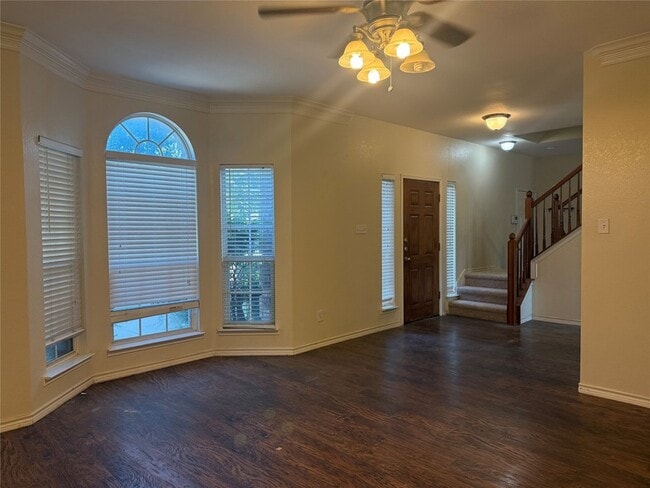 Building Photo - 1438 Kingsley Dr