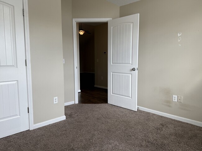 Building Photo - 146 Aquinnah Dr