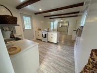 Building Photo - 190 Lubeck Rd