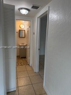 Building Photo - 510 NW 24th Ave