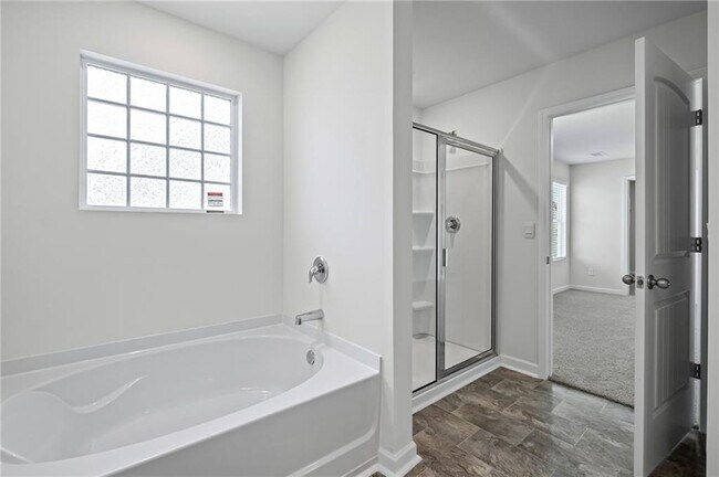 Building Photo - 77 Grv Spgs Ct