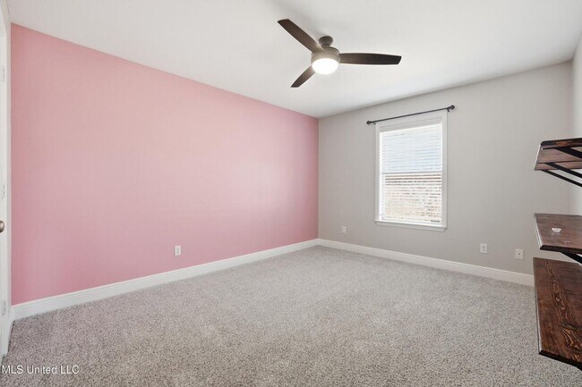 Building Photo - 125 Brackish Pl