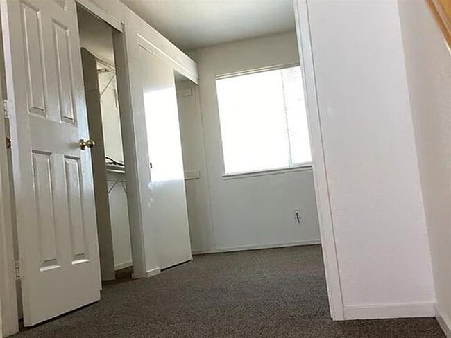 Building Photo - DREAM HOME