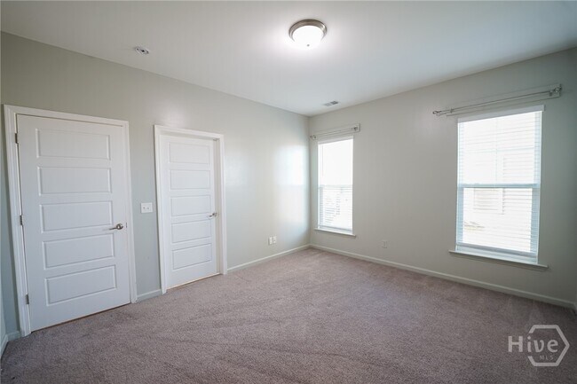 Building Photo - 23 Brookhaven Dr