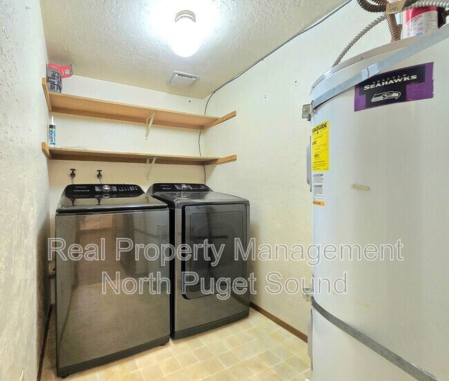 Building Photo - 12600 4th Ave W