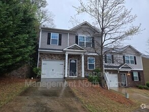 Building Photo - 417 Village View