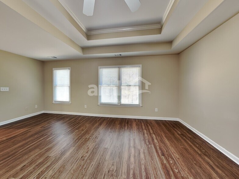 Building Photo - 423 Evans Mill Dr