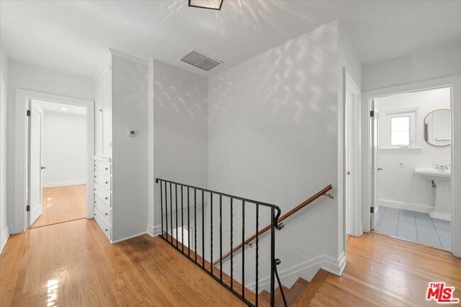 Building Photo - 6233 W 6th St