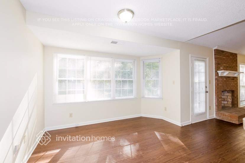 Building Photo - 9918 Manbey Ct