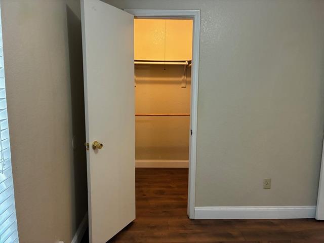 Building Photo - 10252 Maverick Dr