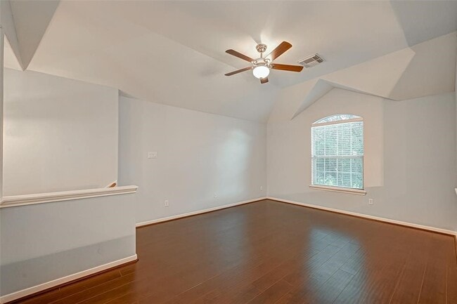 Building Photo - 2214 Falcon Knoll Ln