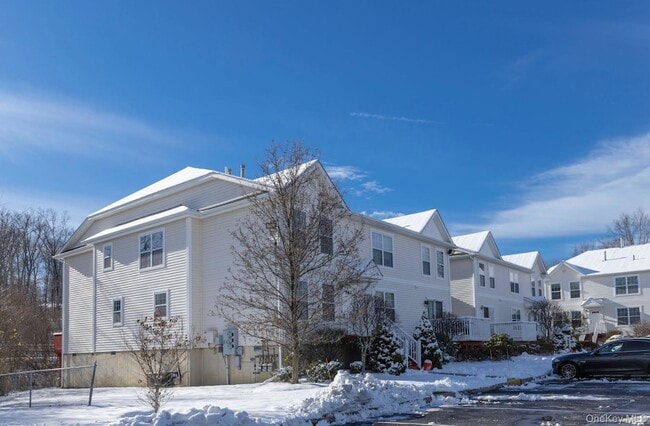 Building Photo - 1 Lexington Way