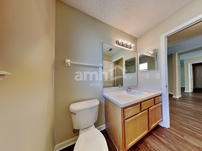 Building Photo - 711 Camp Francis Johnson Rd