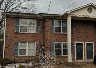 Building Photo - 736 Holder Dr