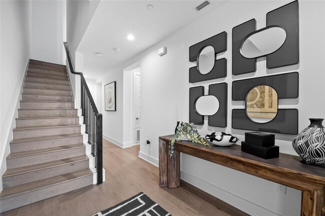 Building Photo - 4310 Authentic Dr