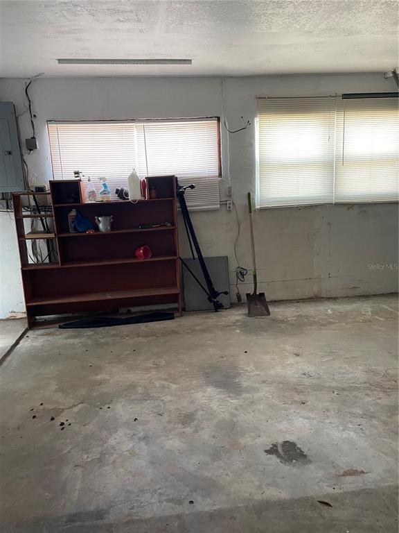 Building Photo - 405 4th Ave N