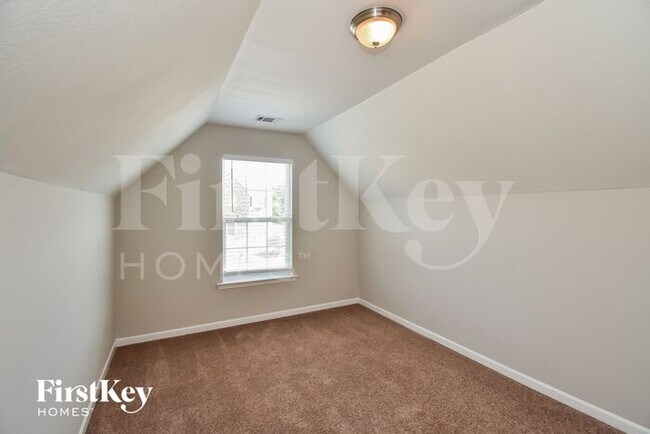Building Photo - 1105 Corkscrew Way