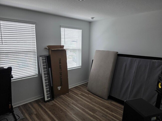 Building Photo - 3318 Composition St