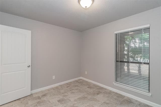 Building Photo - 2312 Shady Turf Dr