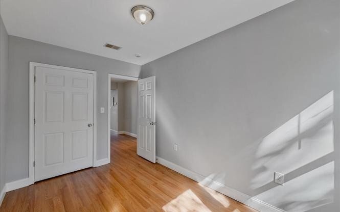 Building Photo - 433 Atlantic St SE