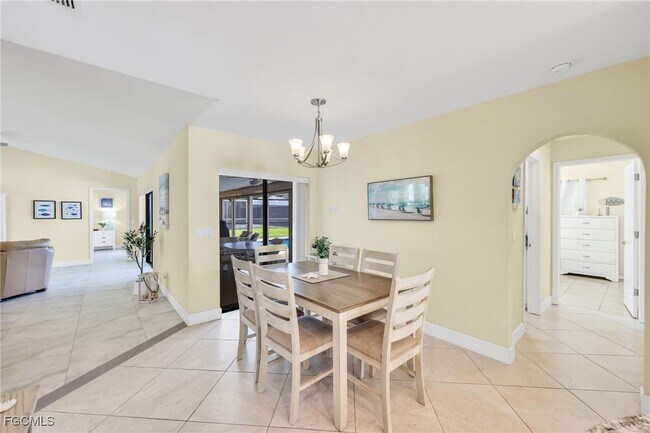 Building Photo - 5032 Skyline Blvd