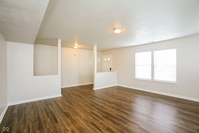 Building Photo - 6259 Dusty Laurel Dr