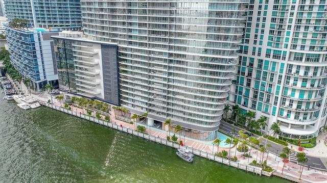 Building Photo - 300 Biscayne Boulevard Way