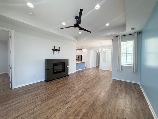 Building Photo - Beautiful Designed Two Bedroom Home in Margaritaville