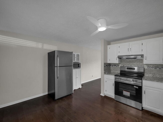 Building Photo - 375 Canfield Dr