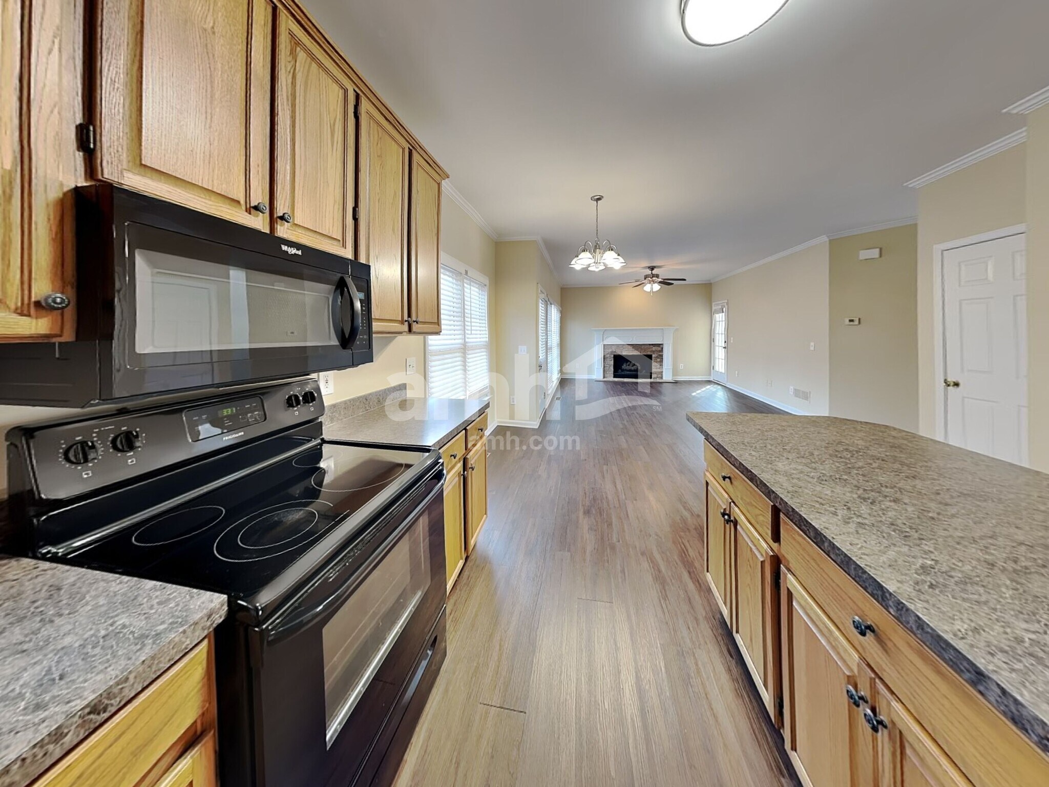 Building Photo - 6261 Sharpsburg Ct NW