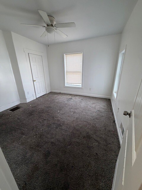 Building Photo - 41 S Oakley Ave