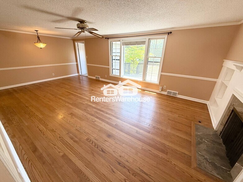 Building Photo - 5317 W 73rd St