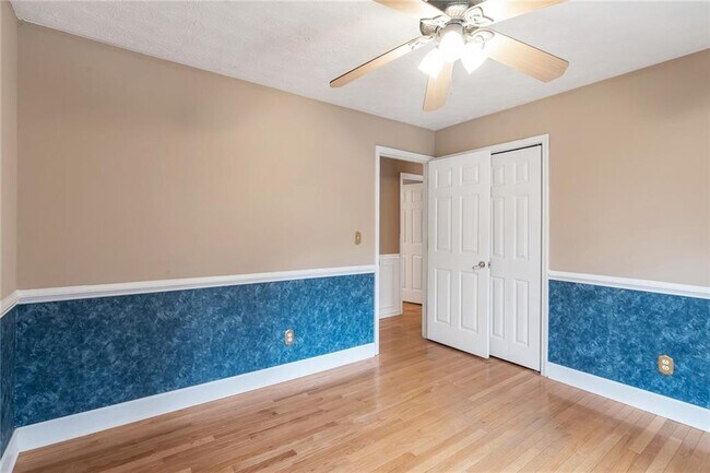 Building Photo - 131 Arrowood Ln
