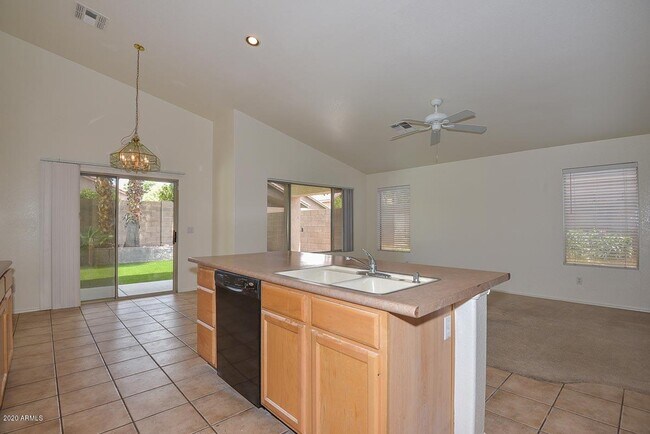 Building Photo - 7472 W Potter Dr