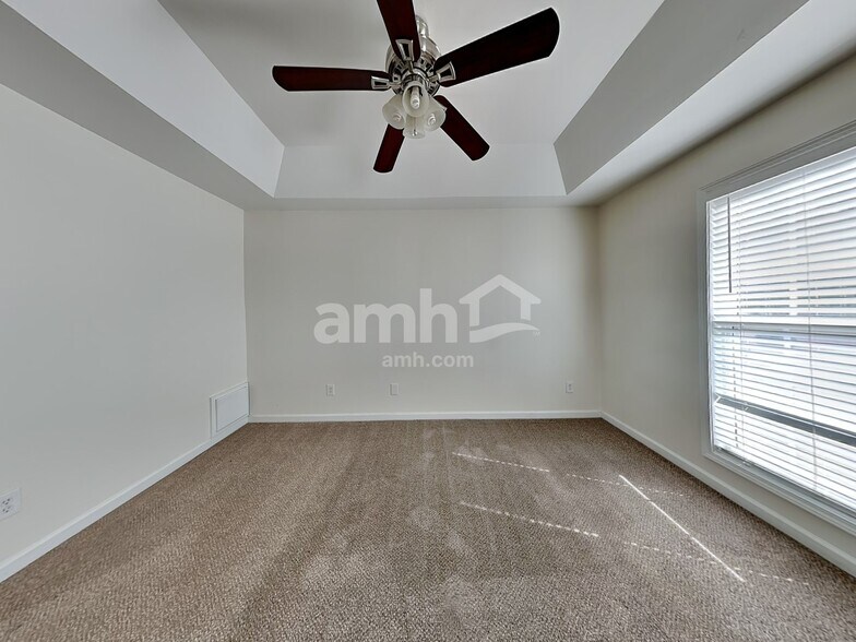 Building Photo - 415 Lokeys Ridge Rd