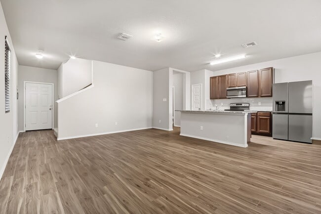 Building Photo - 5415 Moni Rock Dr