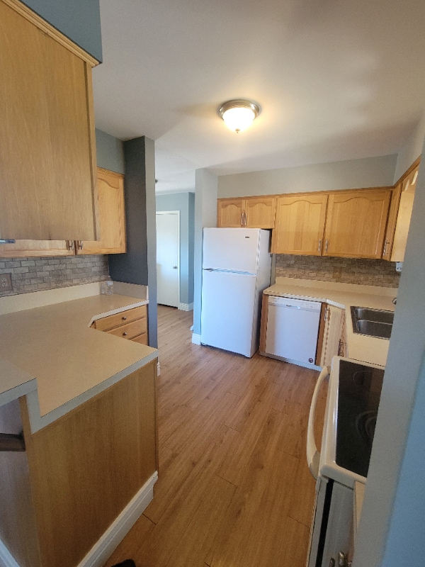 Building Photo - 1127 Ave C NW