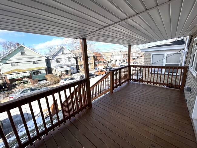 Building Photo - 1337 Methyl St