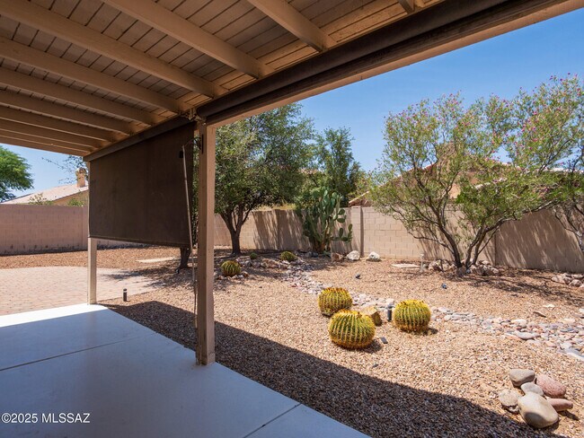 Building Photo - 6831 W Rifle Way