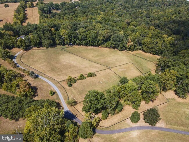 Building Photo - 12780 Chatter Brook Dr
