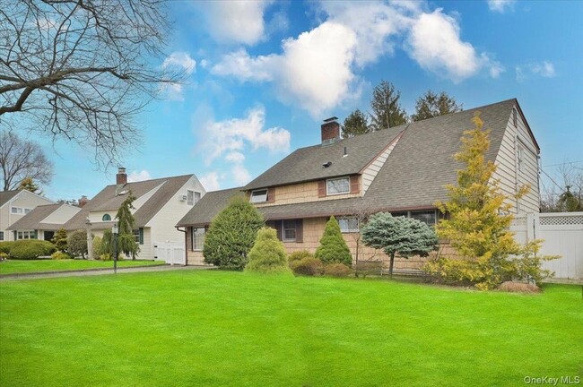 Building Photo - 43 Flagstone Ln