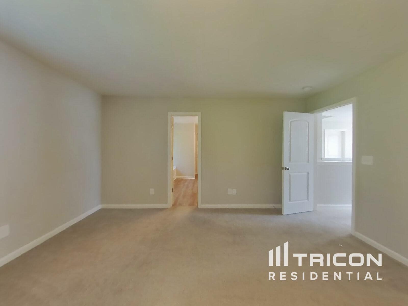 Building Photo - 127 Coddington Ln