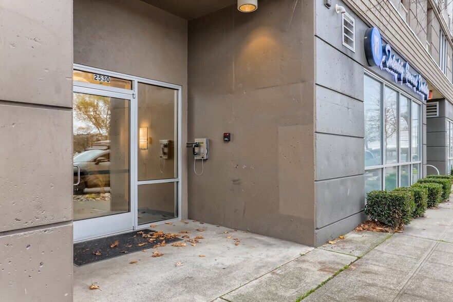 Front entrance - 2530 15th Ave W