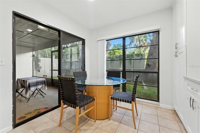 Building Photo - 4404 Oak Harbor Dr